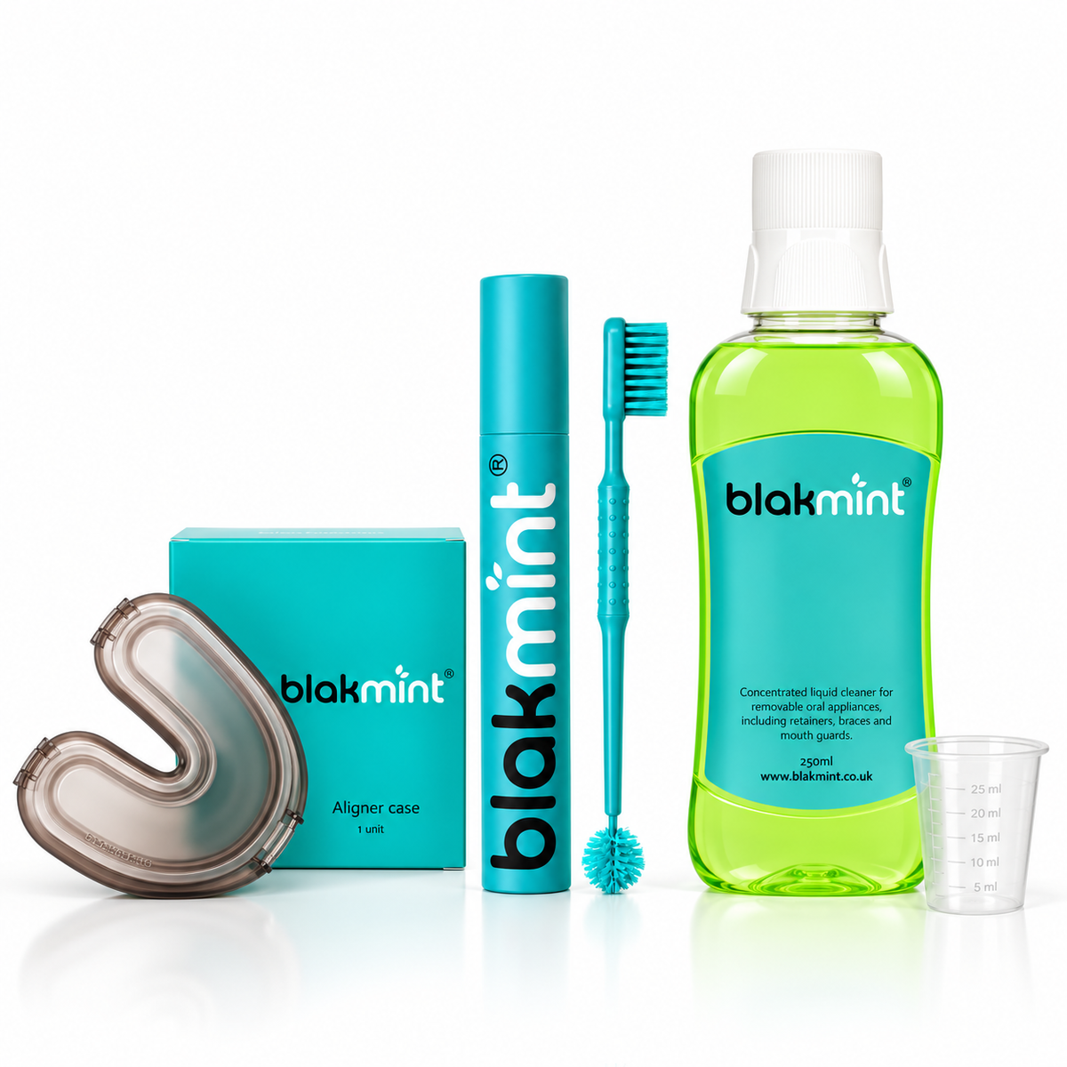 Blakmint Everyday Kit - retainer cleaner, brush and case bundle (mint)